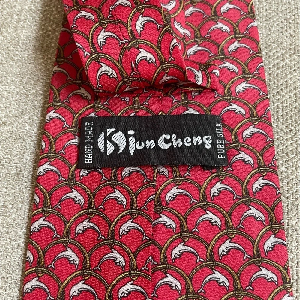 Iun Cheng Dolphin Print 100% Silk Tie Novelty Print